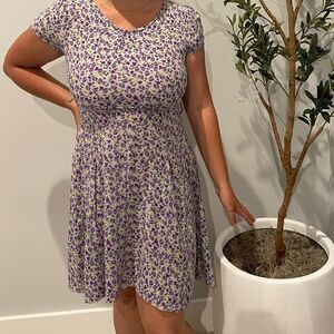 ILE New York Lavender Floral Dress Size 8